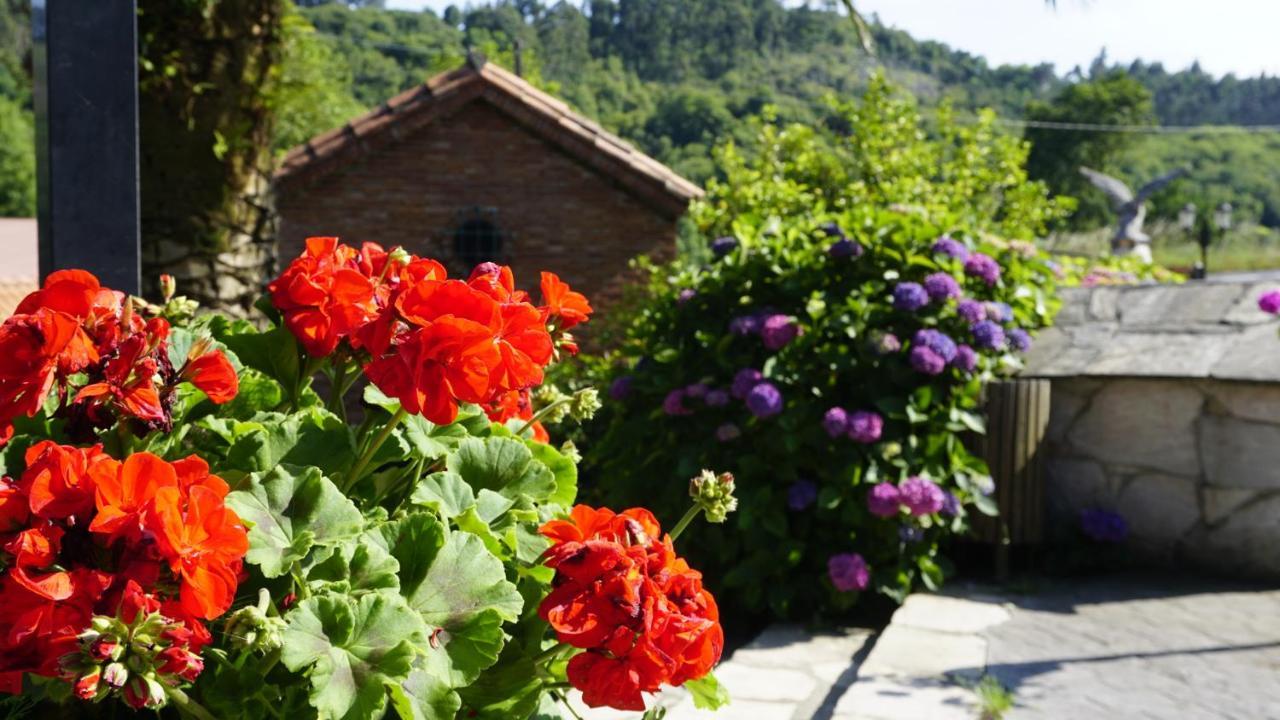 Casa Madrazo Con Piscina Y Parrillas Praves Екстериор снимка